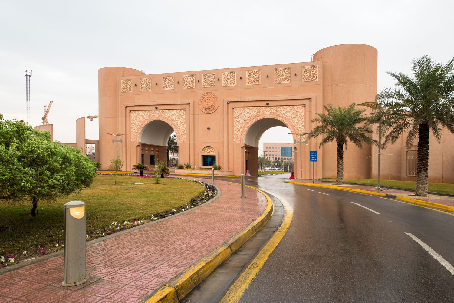 You are currently viewing جامعة الملك فيصل تعلن نتائج قبول الدفعة الثانية في مرحلتي البكالوريوس والدبلوم (انتظام) للعام 1446هـ