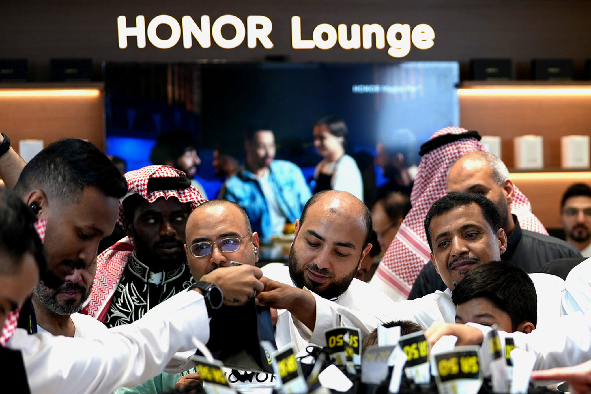 Read more about the article علامة HONOR تعزز وجودها في المملكة العربية السعودية مع افتتاح متجر HONOR Experience الجديد في المدينة المنورة