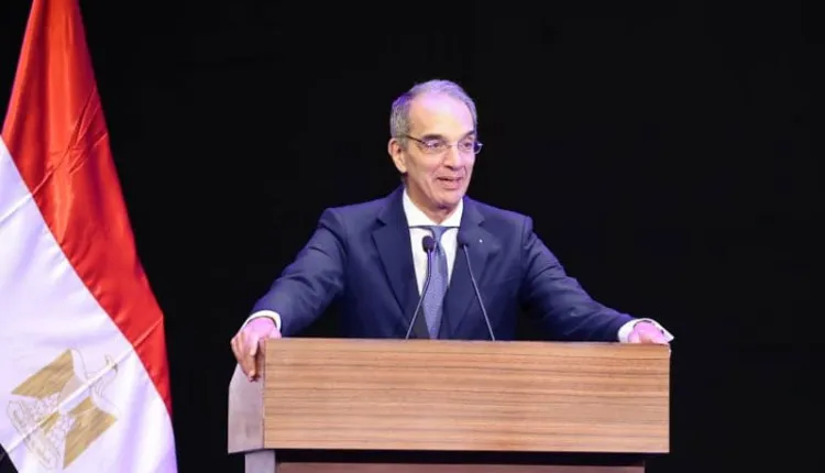 Read more about the article مصر…«الاتصالات» تناقش تأثير الذكاء الاصطناعي على المجتمع والاقتصاد خلال قمة FDC Summit 2025