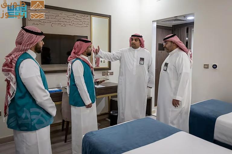 Read more about the article وزارة السياحة تقف على جاهزية مرافق الضيافة بمكة المكرّمة استعداداً لموسم الحج