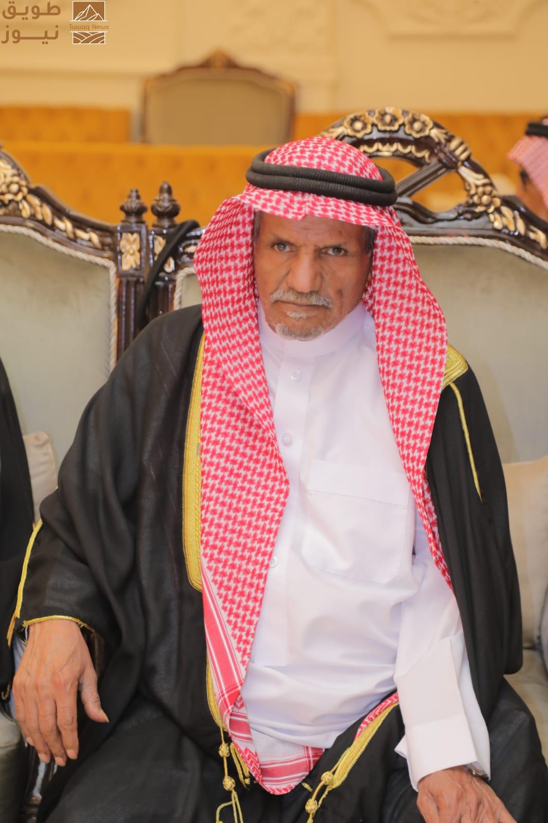 You are currently viewing أسرتا اللحياني والصاعدي تحتفلان بزفاف ماجد