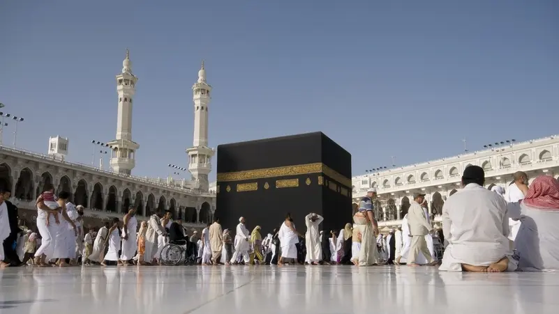 You are currently viewing السعودية تطلق تأشيرة عمرة متعددة الدخول وإقامة 90 يوماً
