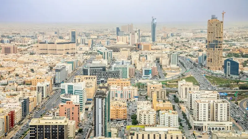 Read more about the article نمو الأنشطة غير النفطية في السعودية 0.6% بالربع الثاني